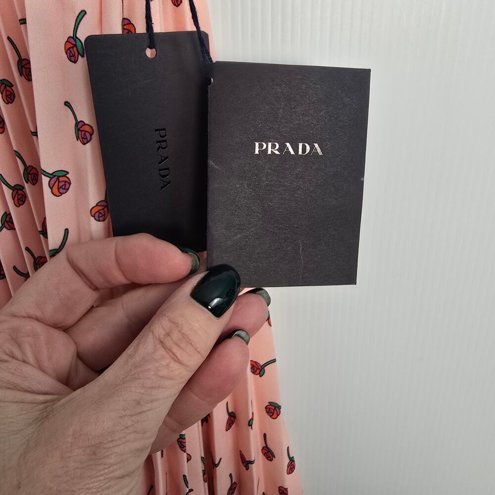 Prada 2017 Pink Pleated CDC Rose Print Midi Skirt Size 40 NWT - Picture 7 of 11